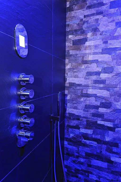 Biocity Milano 3*,